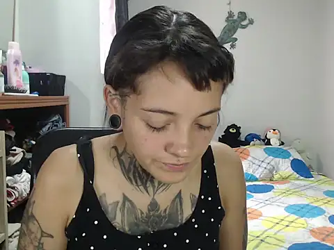 Snapshot of hanya23_ chatting on July 6, 5:59 pm hanya23 online show from July 6, 5:59 pm