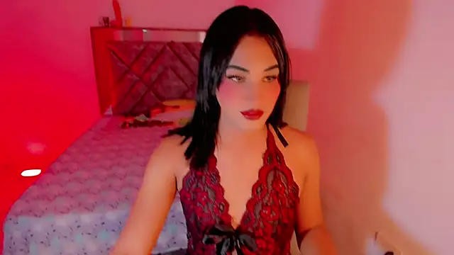 Snapshot of isabellaho1318 chatting on June 5, 3:02 am isabellaho1318 online show from June 5, 3:02 am