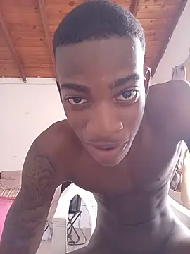 Snapshot of Axel_Noctra chatting on May 31, 4:58 pm Axel Noctra online show from May 31, 4:58 pm