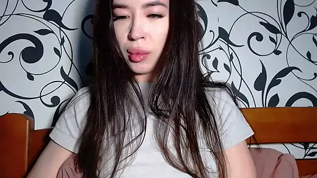 Snapshot of lu_dominationn chatting on June 17, 7:33 am lu dominationn online show from June 17, 7:33 am
