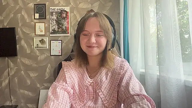 Snapshot of AudriePredmore chatting on May 31, 10:44 am AudriePredmore online show from May 31, 10:44 am