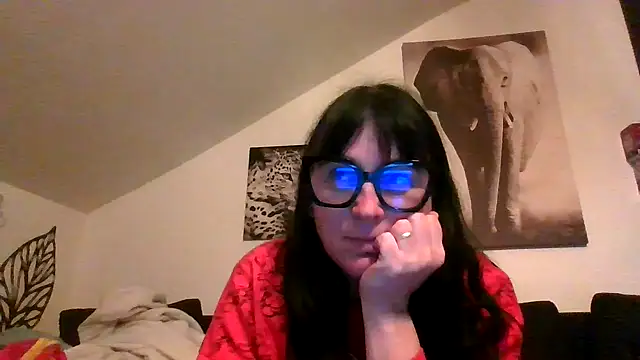 sexujuly88 online show from April 11, 8:57 pm