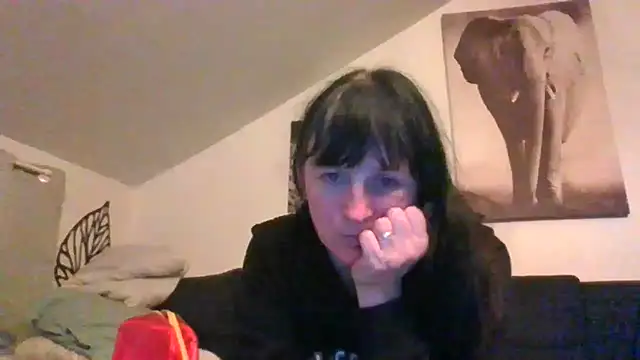 sexujuly88 online show from April 15, 9:37 pm