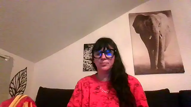 Snapshot of sexujuly88 chatting on April 29, 9:21 pm sexujuly88 online show from April 29, 9:21 pm