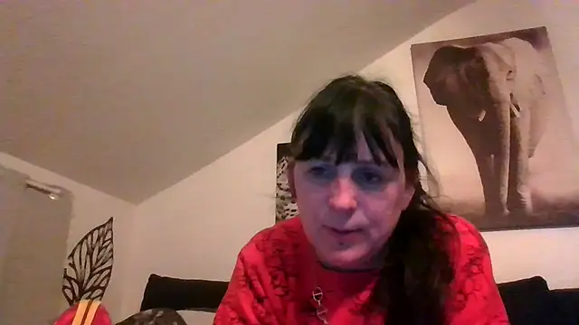 Snapshot of sexujuly88 chatting on April 30, 10:03 pm sexujuly88 online show from April 30, 10:03 pm