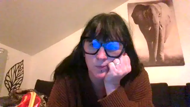 Snapshot of sexujuly88 chatting on May 5, 9:01 pm sexujuly88 online show from May 5, 9:01 pm
