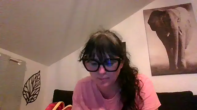 Snapshot of sexujuly88 chatting on May 31, 7:48 pm sexujuly88 online show from May 31, 7:48 pm