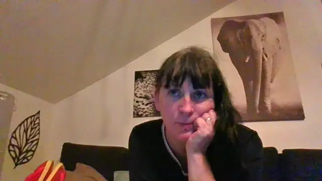 Snapshot of sexujuly88 chatting on June 9, 9:15 pm sexujuly88 online show from June 9, 9:15 pm
