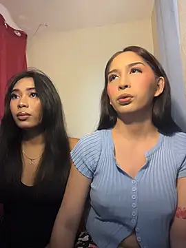 Snapshot of lovely_samina chatting on June 24, 9:30 am lovely samina online show from June 24, 9:30 am