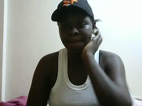 Snapshot of betty_love254 chatting on June 1, 2:52 pm betty love254 online show from June 1, 2:52 pm