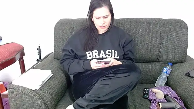 Snapshot of NinaMendes chatting on July 7, 10:41 am NinaMendes online show from July 7, 10:41 am