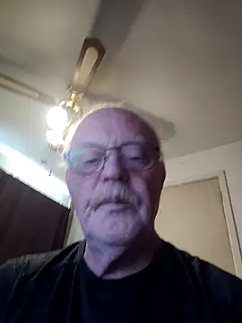 Snapshot of MrRope chatting on June 5, 3:18 pm MrRope online show from June 5, 3:18 pm