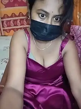 Snapshot of Sayanichatterjee024 chatting on June 27, 12:33 pm Sayanichatterjee024 online show from June 27, 12:33 pm