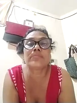 Snapshot of chatterjeesayani567 chatting on June 12, 6:18 pm chatterjeesayani567 online show from June 12, 6:18 pm