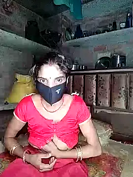 Snapshot of Mona_hot76 chatting on June 1, 3:58 pm Mona hot76 online show from June 1, 3:58 pm