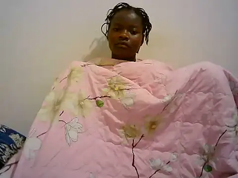 BerryJulie online show from June 16, 4:37 am