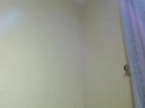 Snapshot of lilpretty16 chatting on July 8, 1:10 am lilpretty16 online show from July 8, 1:10 am