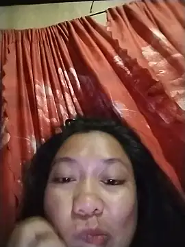 Yummyleyn online show from June 1, 1:13 pm