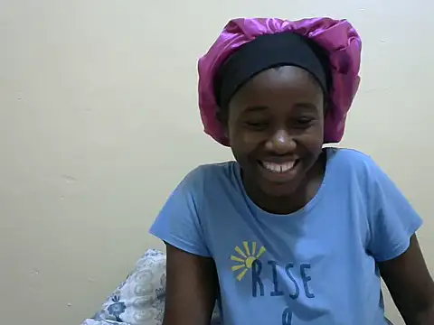 Snapshot of Pretty_SK chatting on June 5, 1:28 pm Pretty SK online show from June 5, 1:28 pm