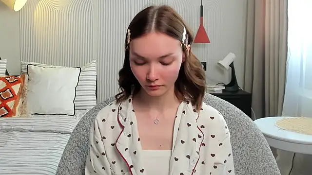 Snapshot of MirthaBaroni chatting on June 8, 11:43 am MirthaBaroni online show from June 8, 11:43 am