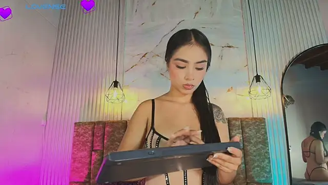 Snapshot of KENNIA_SWEETIEE chatting on July 7, 10:08 am KENNIA SWEETIEE online show from July 7, 10:08 am