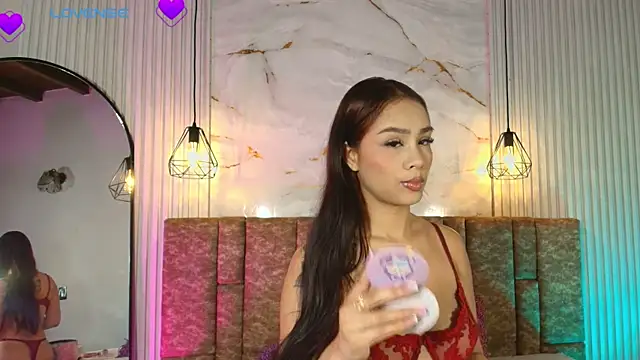 Snapshot of KENNIA_SWEETIEE chatting on July 16, 10:21 am KENNIA SWEETIEE online show from July 16, 10:21 am