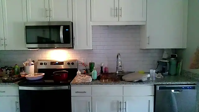 maddiliz online show from February 20, 6:08 pm