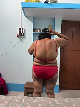 Snapshot of dirty_sexcouple chatting on June 11, 4:27 pm dirty sexcouple online show from June 11, 4:27 pm