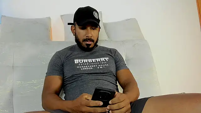 LeoCarter  online show from June 9, 1:01 pm