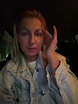 Snapshot of Margerita69 chatting on June 10, 9:14 pm Margerita69 online show from June 10, 9:14 pm
