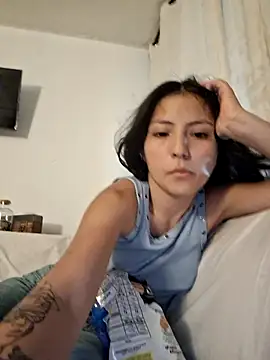 Snapshot of Celeste222- chatting on June 9, 12:44 am Celeste222- online show from June 9, 12:44 am