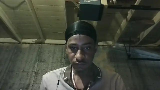 Snapshot of Leo99842 chatting on July 5, 6:26 pm Leo99842 online show from July 5, 6:26 pm