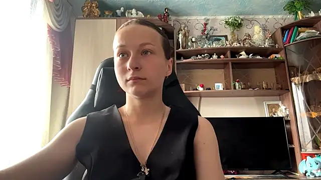 TaIliedGuest online show from June 28, 5:35 am