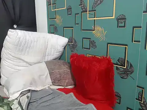Snapshot of CherrionTop chatting on June 6, 12:49 am CherrionTop online show from June 6, 12:49 am