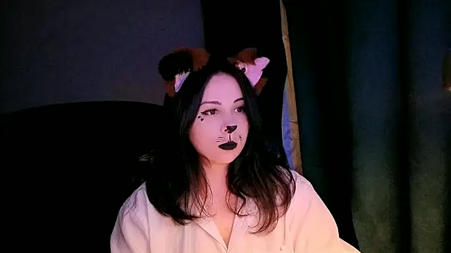 Snapshot of KattyySummer chatting on June 11, 7:23 pm KattyySummer online show from June 11, 7:23 pm