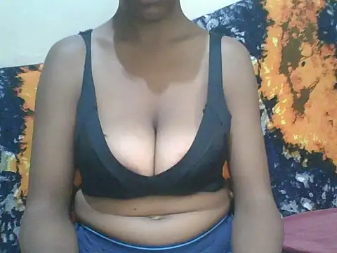 Snapshot of Goddessvega chatting on June 4, 5:13 am Goddessvega online show from June 4, 5:13 am