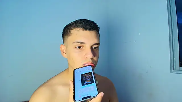 Snapshot of james_carter1 chatting on July 24, 11:36 pm james carter1 online show from July 24, 11:36 pm