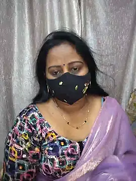Snapshot of Nithya_ chatting on June 19, 5:23 am Nithya online show from June 19, 5:23 am