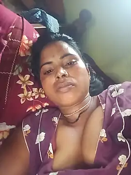 Snapshot of KRITIKA01990 chatting on July 11, 2:36 am KRITIKA01990 online show from July 11, 2:36 am