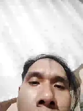 Snapshot of CardoSsmtz chatting on July 6, 1:46 am CardoSsmtz online show from July 6, 1:46 am