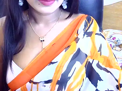 Snapshot of Noor_Zarin27 chatting on July 11, 7:16 pm Noor Zarin27 online show from July 11, 7:16 pm