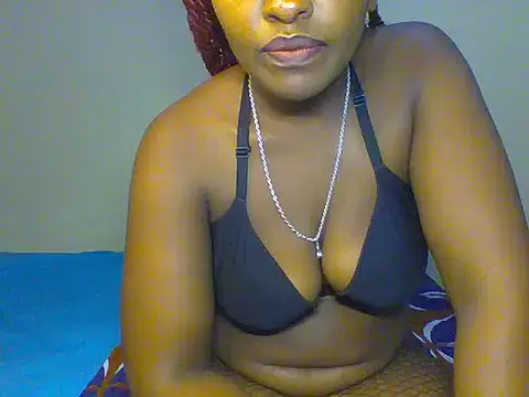 Snapshot of Sexie_bobbies chatting on June 27, 12:44 pm Sexie bobbies online show from June 27, 12:44 pm