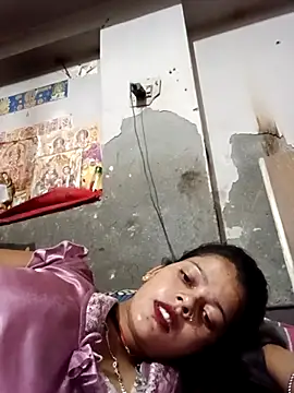 Snapshot of Hot_bhabi0123 chatting on July 15, 4:45 pm Hot bhabi0123 online show from July 15, 4:45 pm
