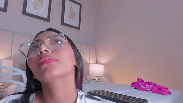Snapshot of vanessa__stp chatting on June 25, 6:34 pm vanessa stp online show from June 25, 6:34 pm