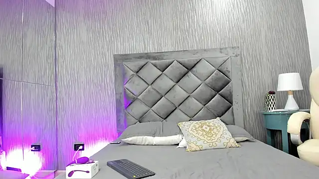 Snapshot of Nick_Campbell chatting on June 7, 3:32 am Nick Campbell online show from June 7, 3:32 am