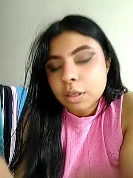 Snapshot of DanniValencia chatting on July 17, 3:18 pm DanniValencia online show from July 17, 3:18 pm