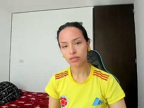 Snapshot of Megan_blue__ chatting on June 23, 7:23 pm Megan blue online show from June 23, 7:23 pm