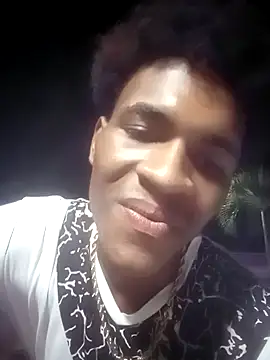 Snapshot of dantecruz19 chatting on July 9, 2:48 am dantecruz19 online show from July 9, 2:48 am