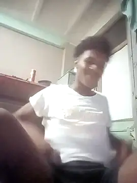 Snapshot of dantecruz19 chatting on July 12, 3:08 am dantecruz19 online show from July 12, 3:08 am