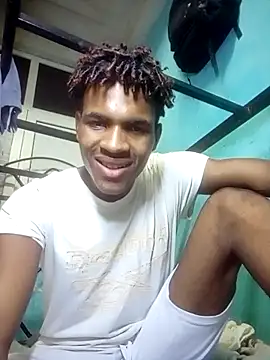 Snapshot of dantecruz19 chatting on July 28, 1:23 am dantecruz19 online show from July 28, 1:23 am